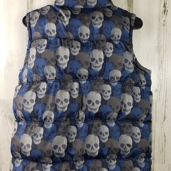 Boys old navy skull gray and blue puffer winter vest size large 10-12 - Picture 5 of 10